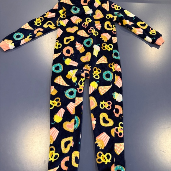 Size 8 Carters/Cat & Jack Fleece Footed Pajamas Set - Picture 14 of 14